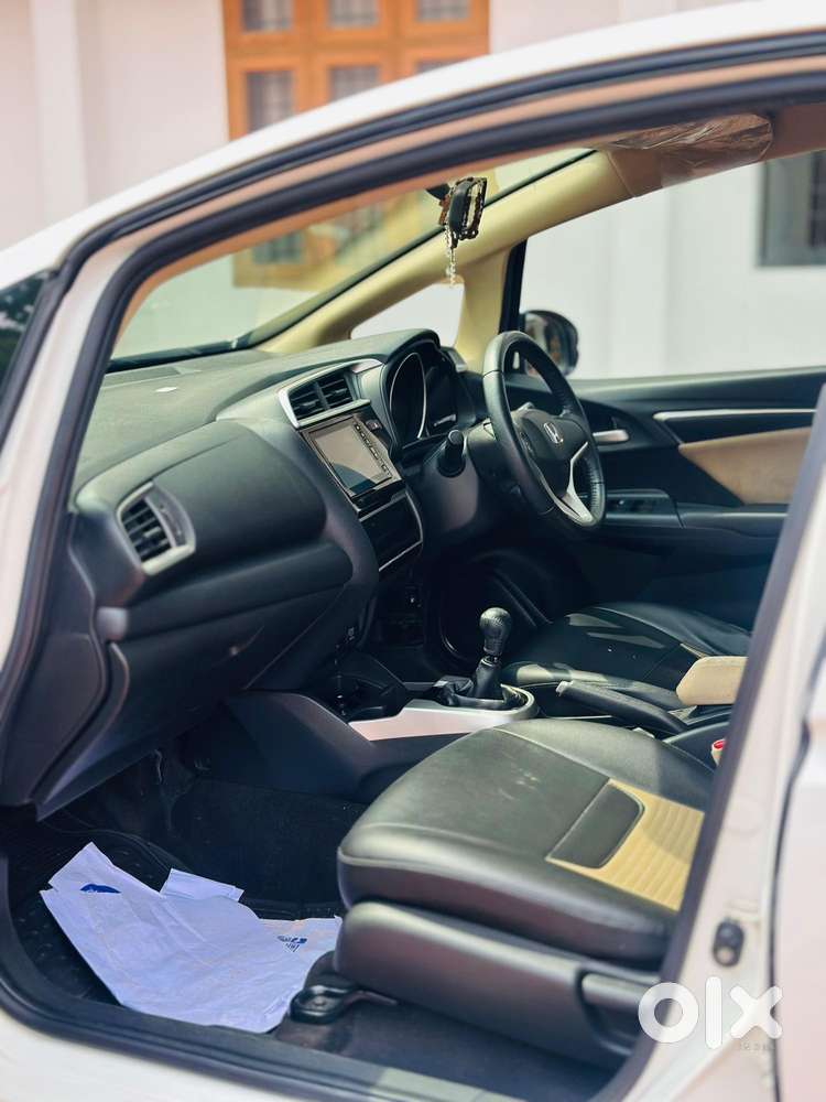 Honda Jazz 1.2 V I Vtec Privilege, 2019, Petrol