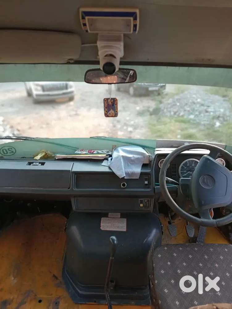 Force Motor School Bus 18 Seater