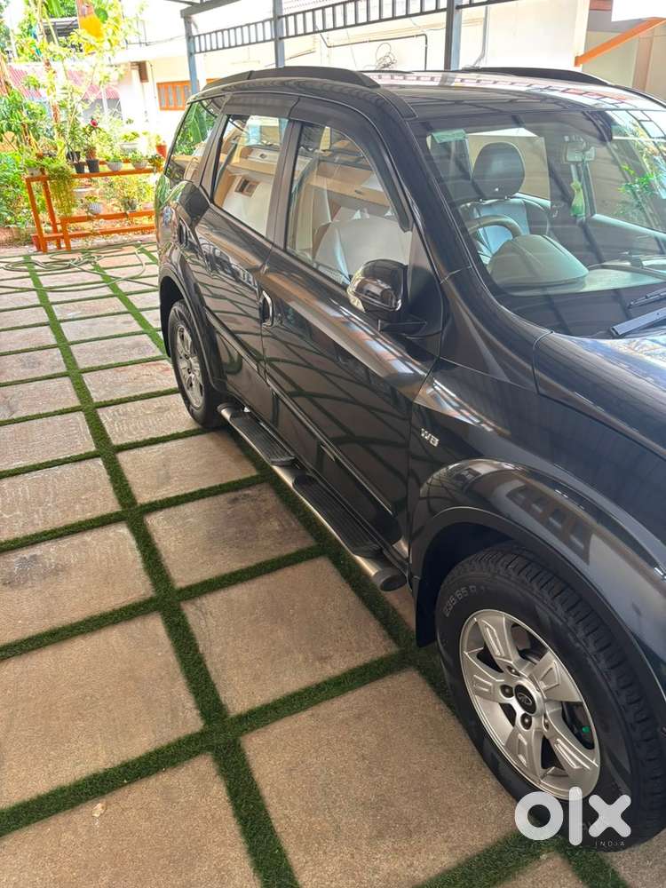 Mahindra Xuv500 Diesel 111850 Km Driven
