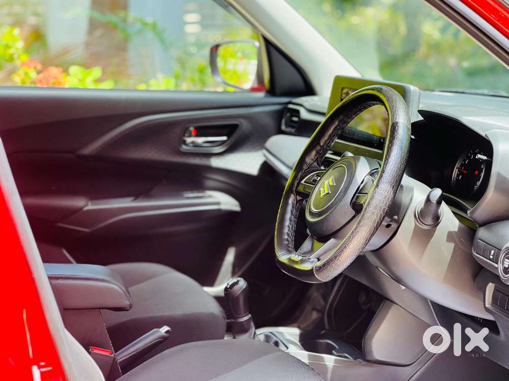 Maruti Suzuki Swift 1.2 Vxi (o), 2024, Petrol