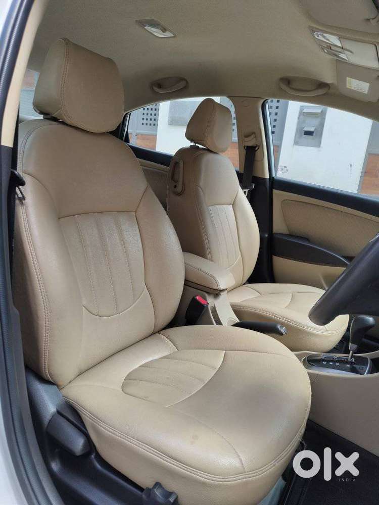 Hyundai Verna Sx(o) Petrol At, 2015, Petrol