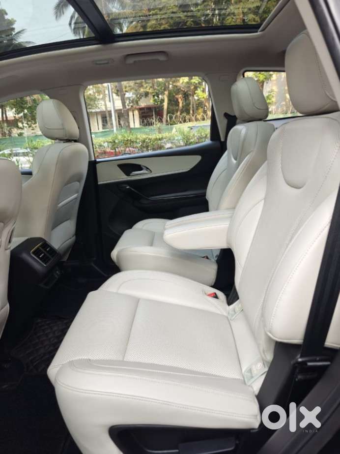 Mahindra Xuv700 Ax7l 6 Str At, 2024, Diesel