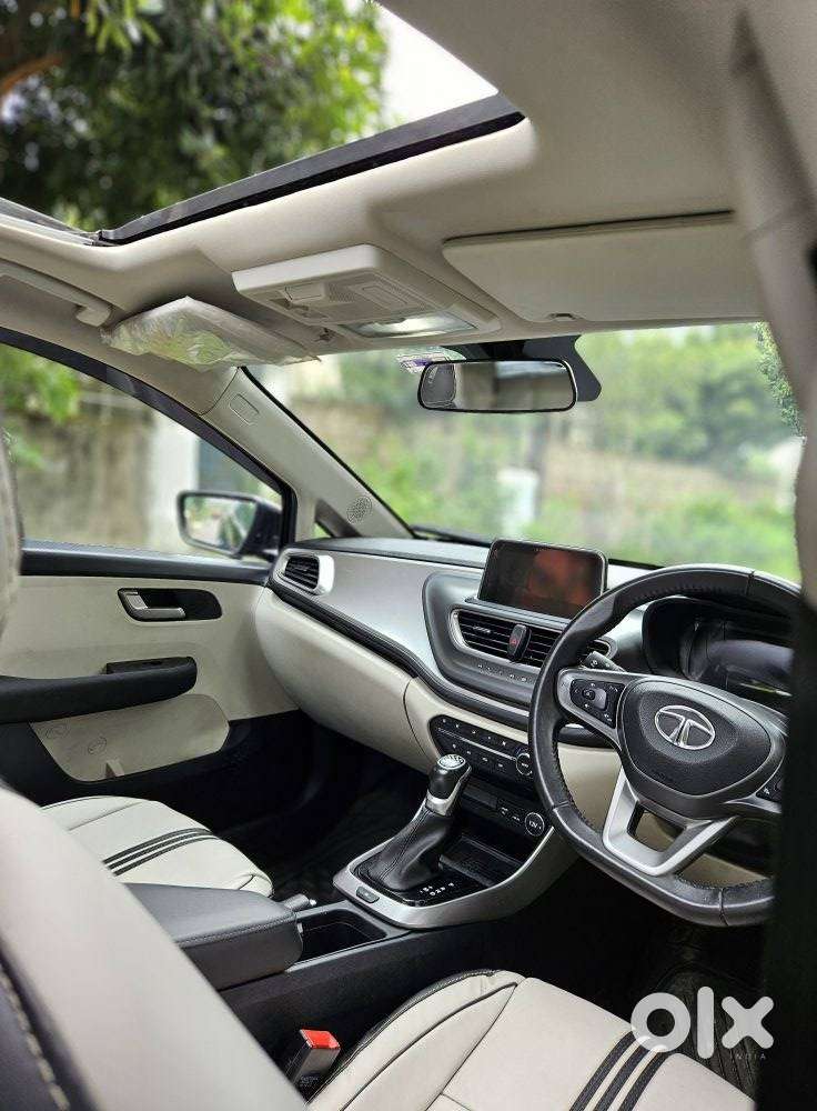 Tata Altroz Xz Plus (s) Dark Edition, 2023, Petrol