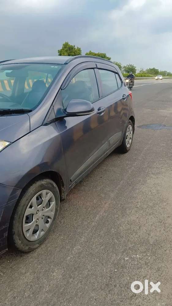 Good Condition Orginal Paint. New Tyaar