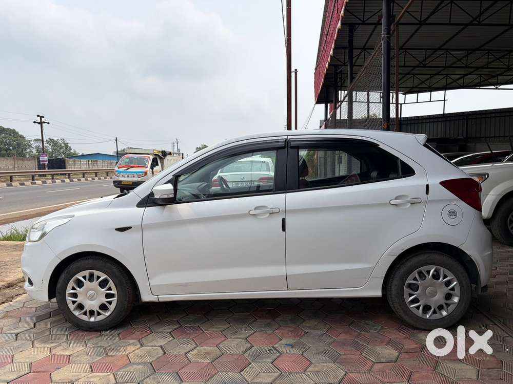 Ford Figo Petrol 2017