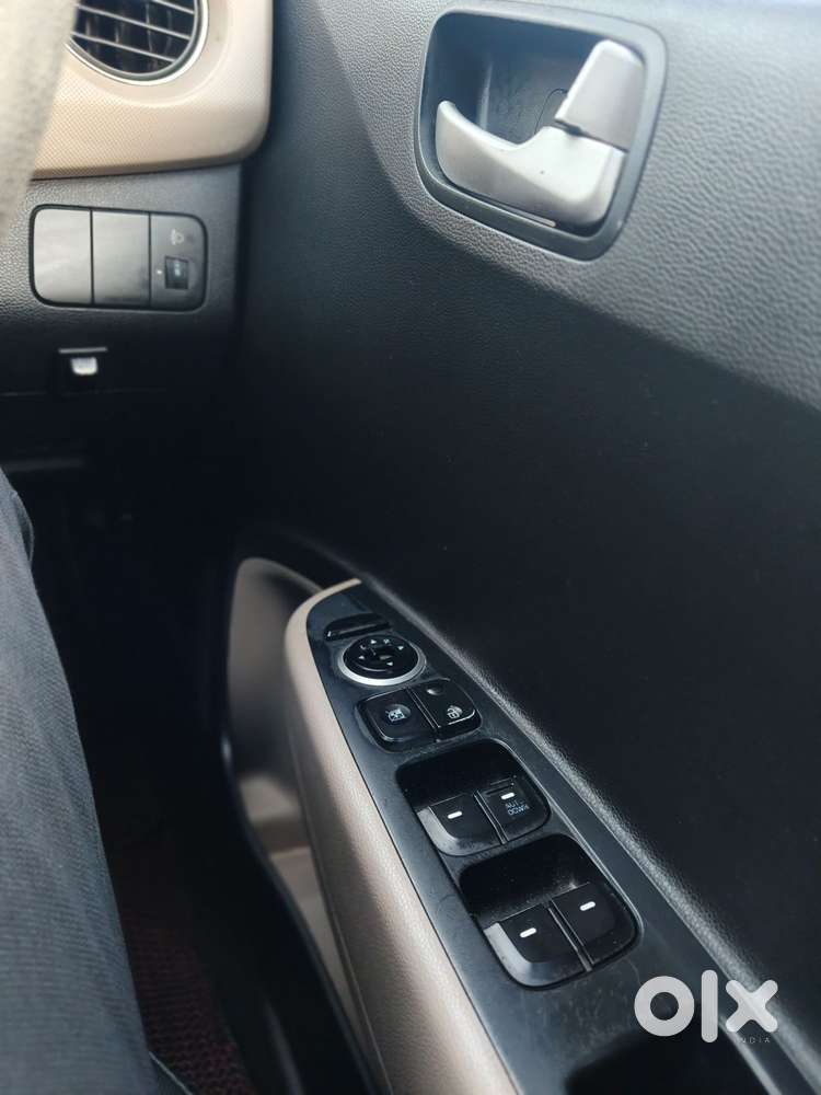 Hyundai Grand I10 Sportz Edition, 2016, Petrol
