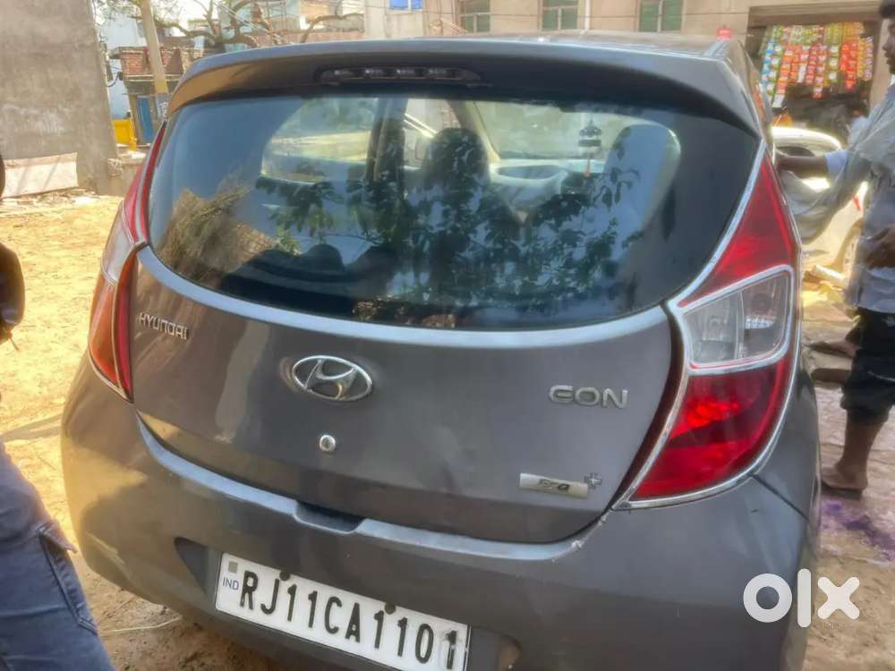 Hyundai Eon 2012 Petrol 90000 Km Drive