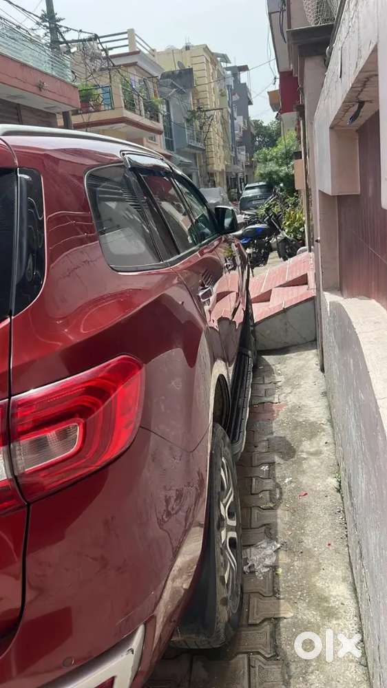 Ford Endeavour Titanium 2019