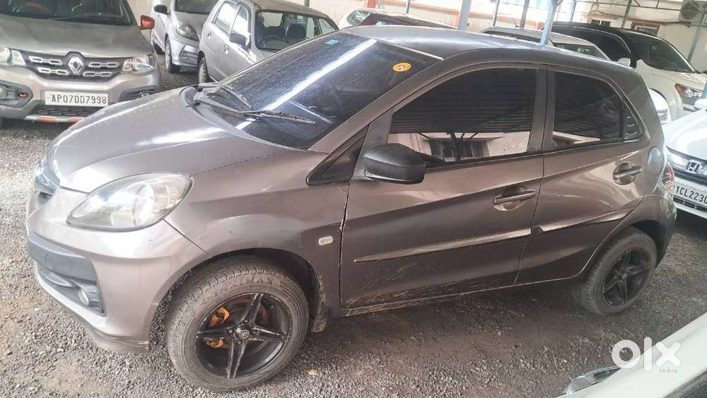 Honda Brio 2011-2013 V Mt, 2013, Petrol