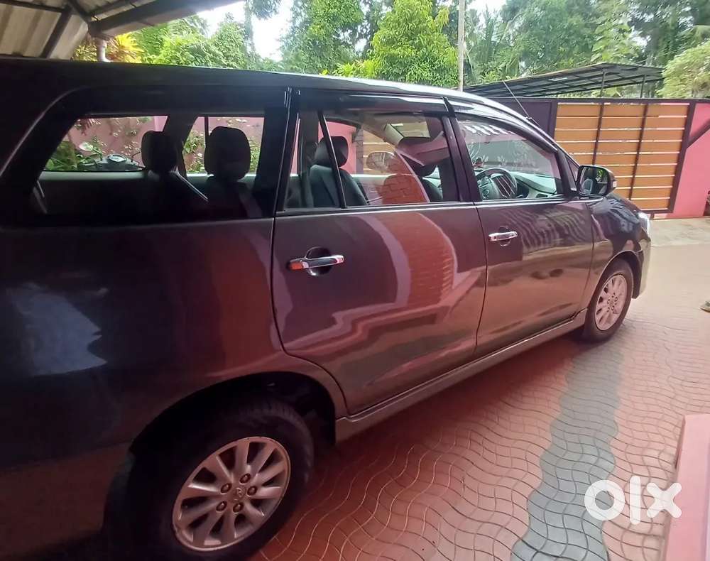 Toyota Innova Diesel 2014