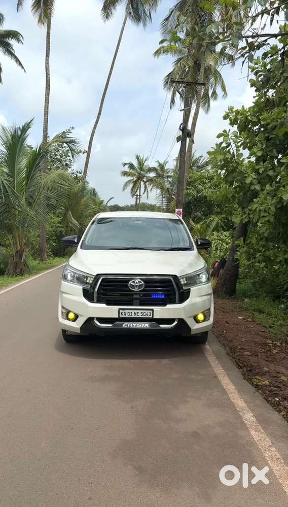 Toyota Innova Crysta 2019