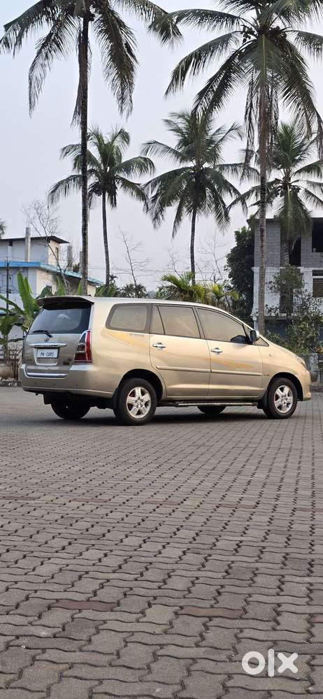 Toyota Innova 2.5 G (diesel) 8 Seater, 2007, Diesel