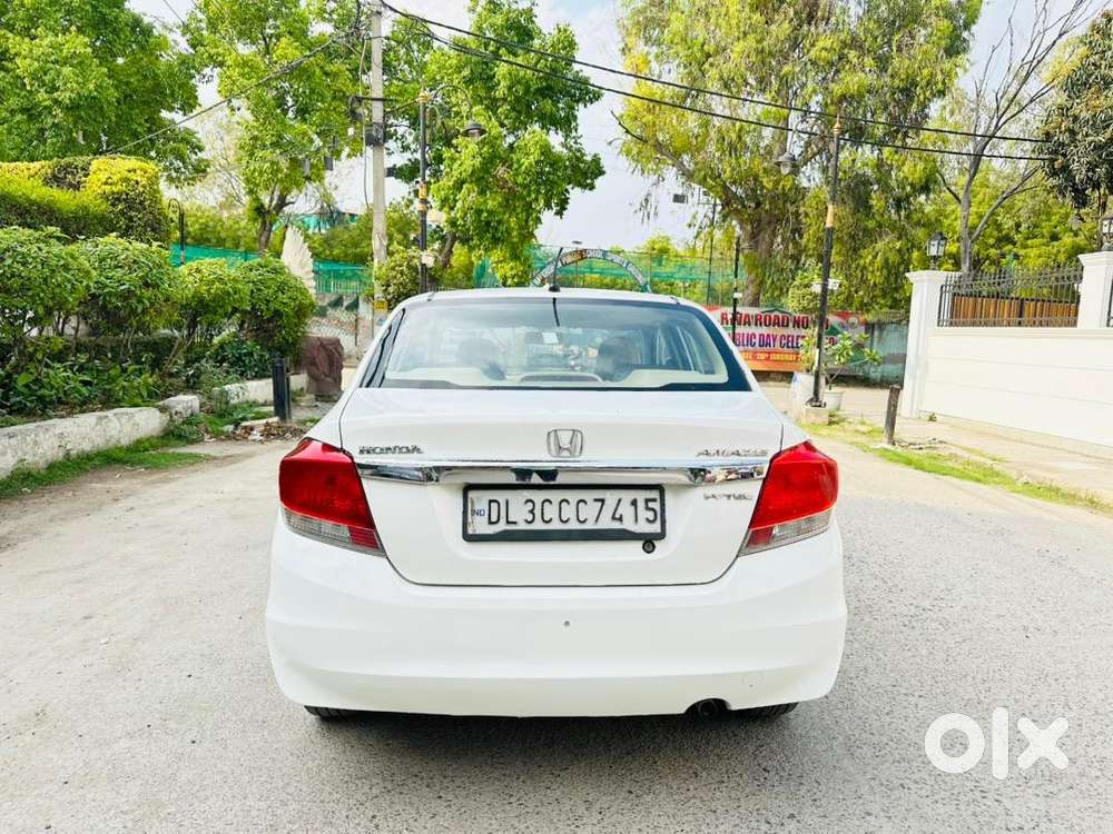 Honda Amaze 2015 July Petrol Well Maintained