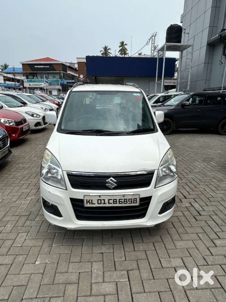 Maruti Suzuki Wagon R Vxi Amt Opt, 2017, Petrol