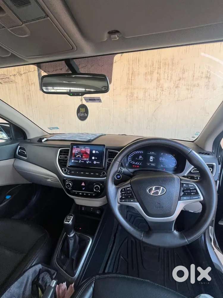 Hyundai Verna 2023 Petrol Well Maintained Army Person Driven