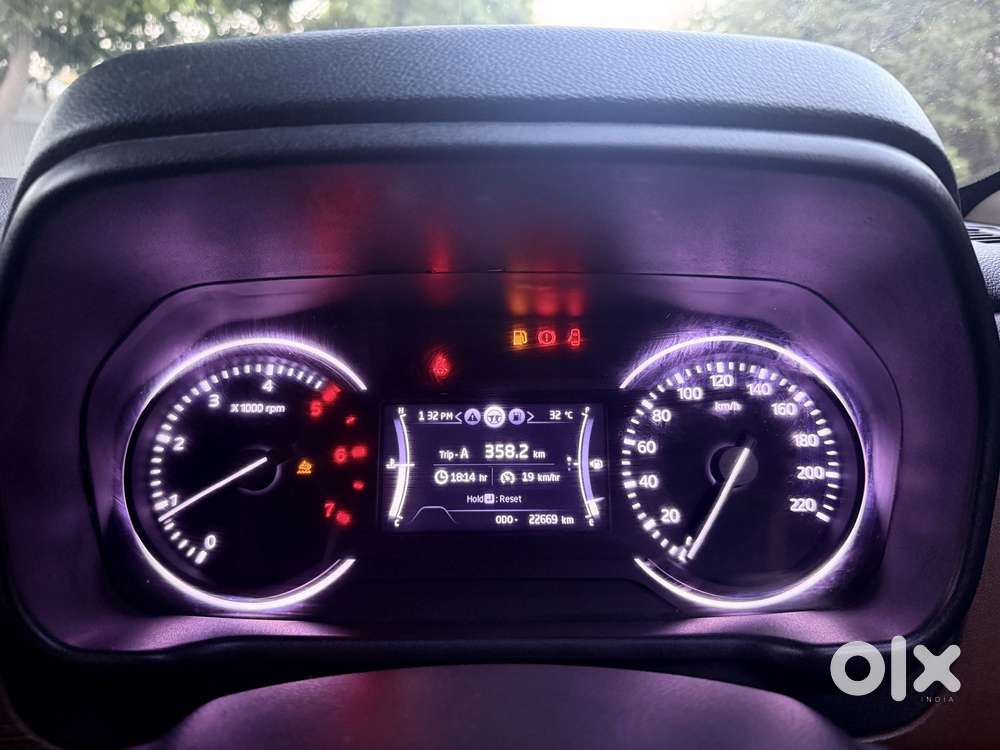 Mahindra Scorpio-n 2.2 Z2 Diesel Mt 7 Str, 2025, Diesel