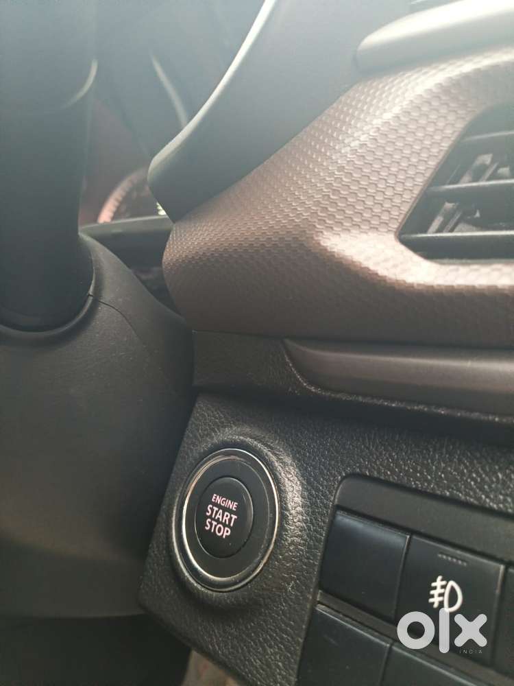 Maruti Suzuki Brezza 1.5 Zxi At Smart Hybrid, 2023, Petrol