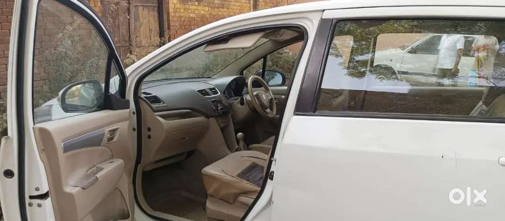 Maruti Suzuki Ertiga Zxi 2016