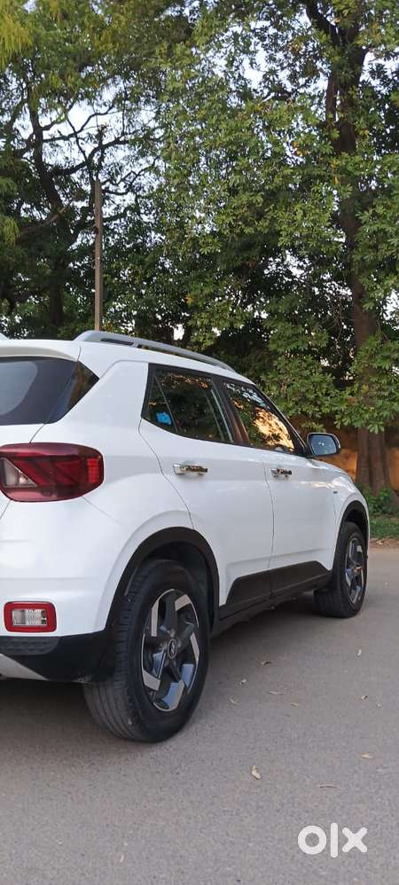Hyundai Venue Sx Plus Turbo Dct, 2019, Petrol