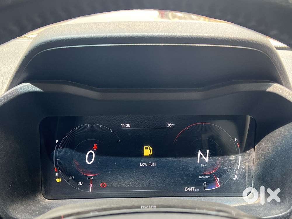 Mahindra Xuv 3xo Ax5 Pm Mt, 2024, Petrol