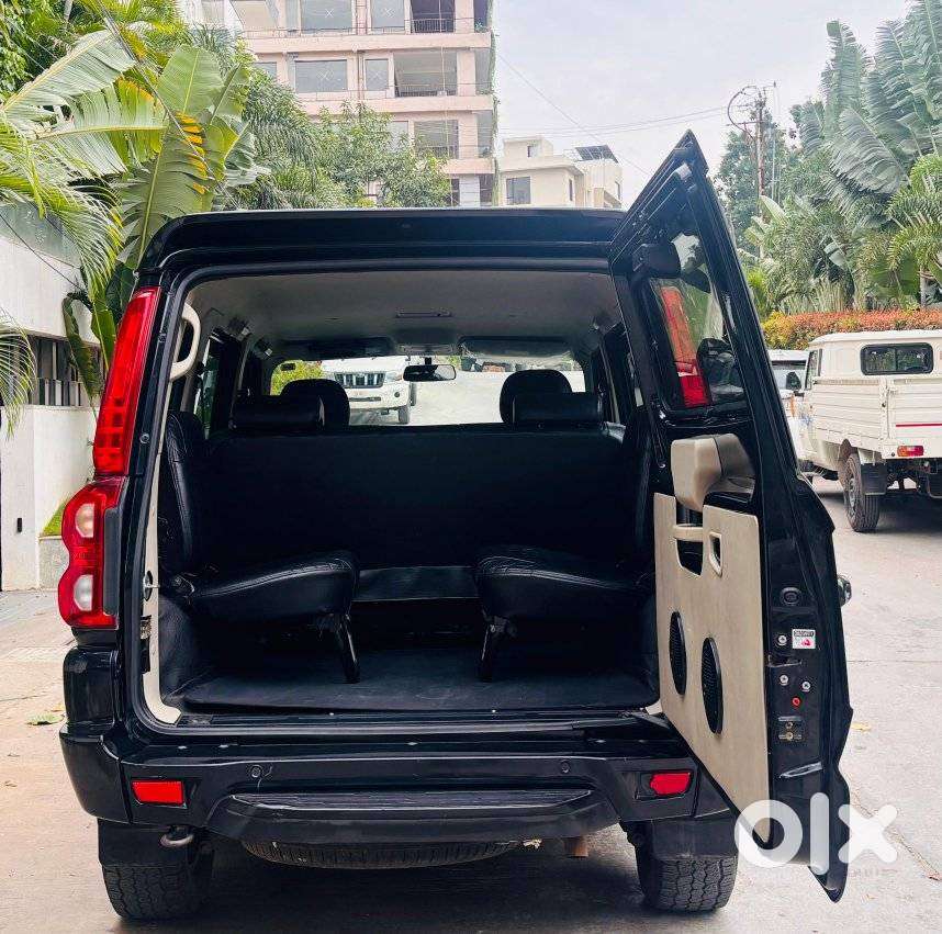 Mahindra Scorpio Classic 2.2 S 11 Mt 7 Cc, 2022, Diesel