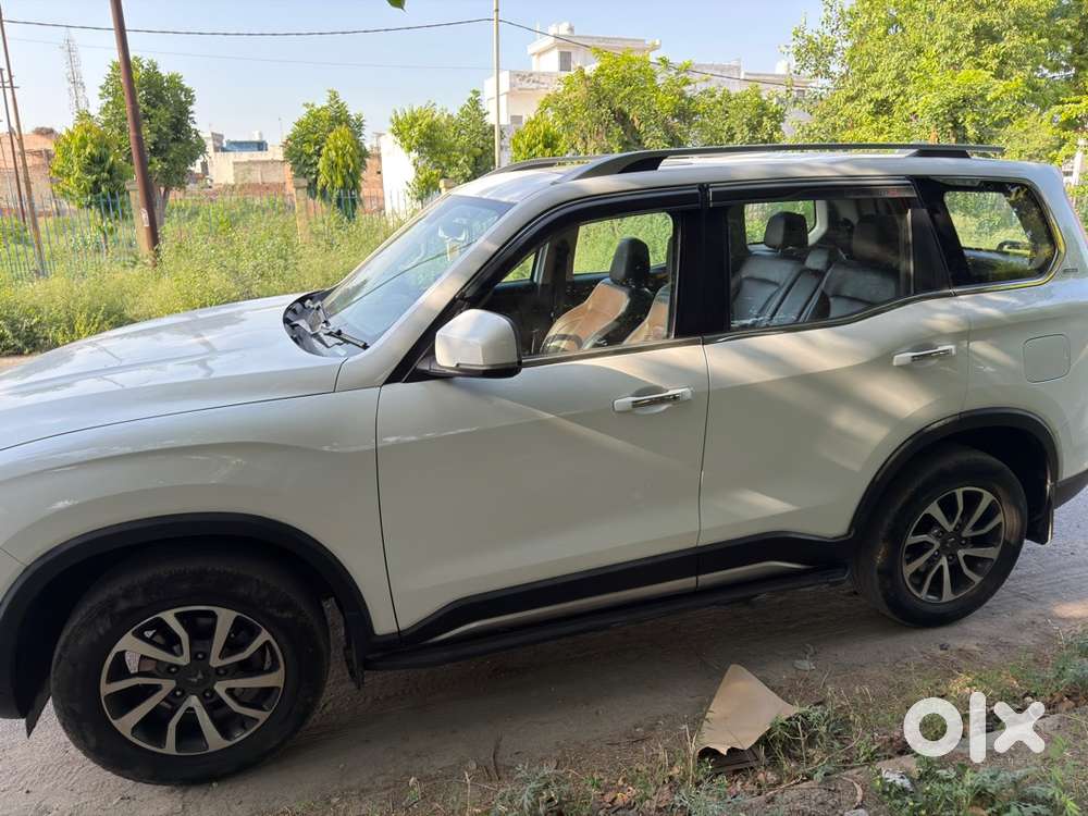 Mahindra Scorpio-n Diesel Z8 Top Model
