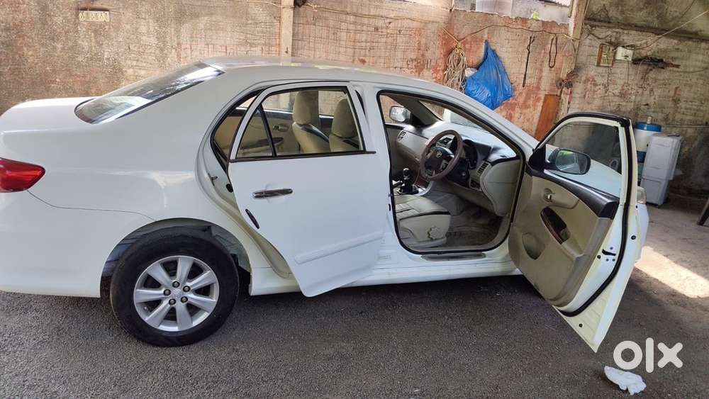 Toyota Corolla Altis 2012 Diesel Year