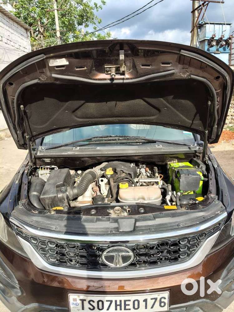 Tata Hexa 2.2 Xt 4x2 7 Str Dual Tone, 2018, Diesel