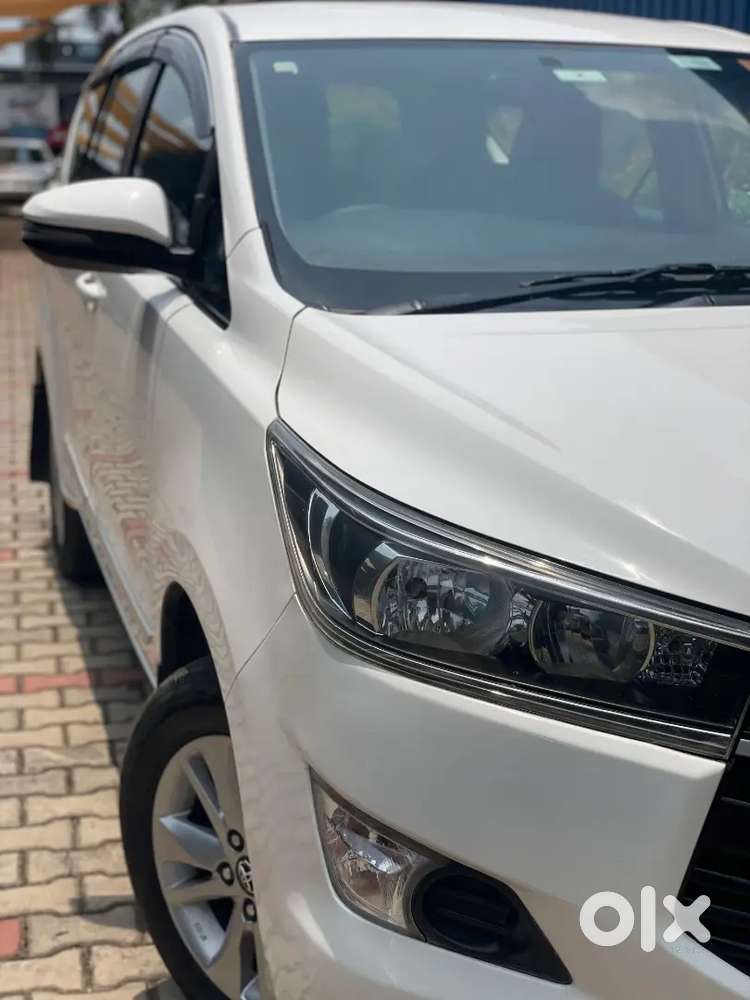Toyota Innova Crysta 2018 Mt 7 Str