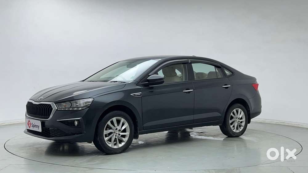 Skoda Slavia Ambition 1.0l Tsi Mt, 2022, Petrol