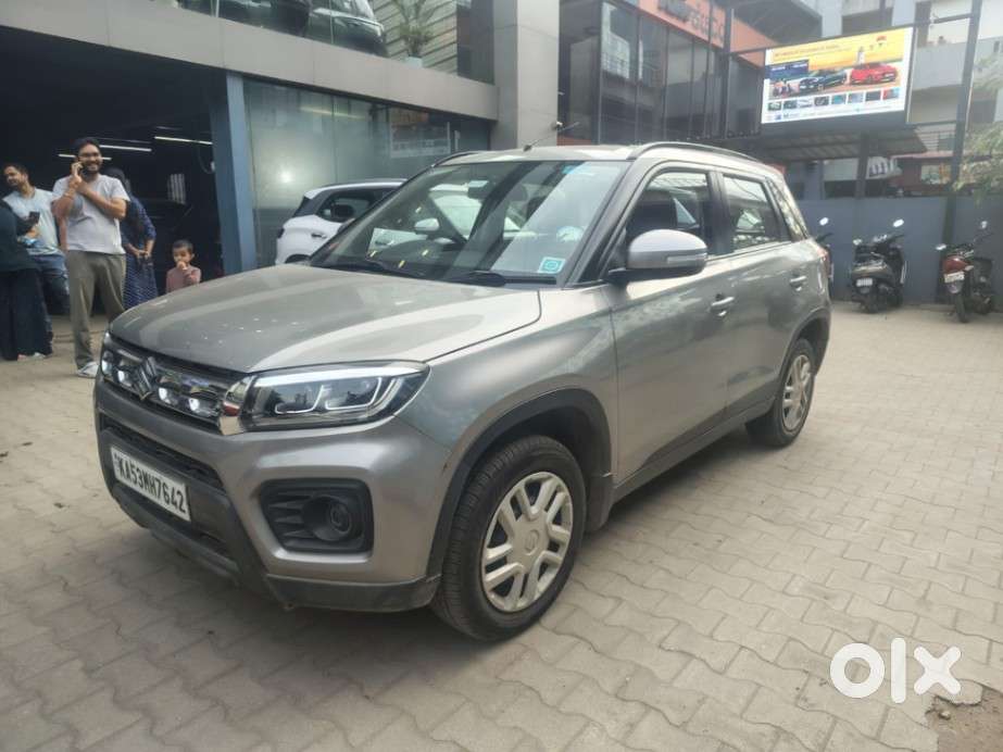 Maruti Suzuki Vitara Brezza 1.5 Vxi At, 2021, Petrol