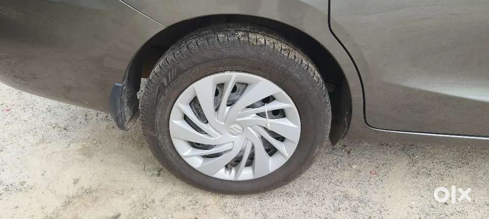 Maruti Suzuki Ertiga 1.5 Vxi 2016