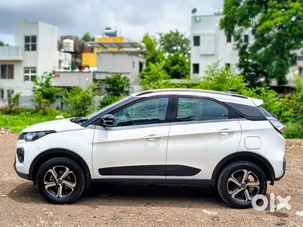 Tata Nexon 1.2 Revotron Xza Plus, 2021, Petrol