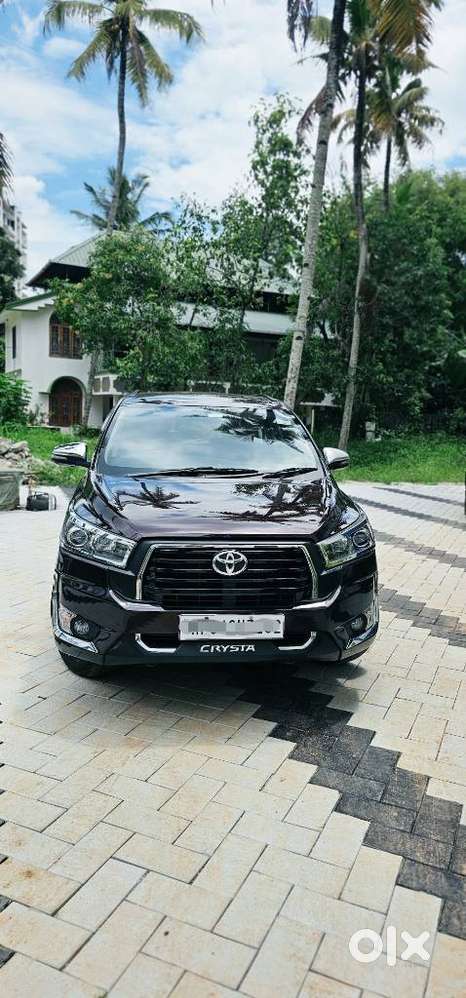 Toyota Innova Crysta 2.8z Automatic, 2018, Diesel