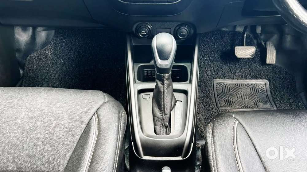 Maruti Suzuki Xl6 1.5 Zeta At, 2022, Petrol