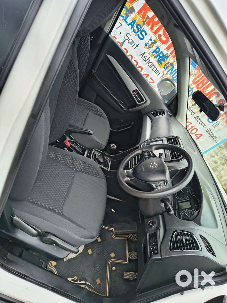 Maruti Suzuki Brezza 1.5 Zxi Plus Smart Hybrid, 2021, Petrol