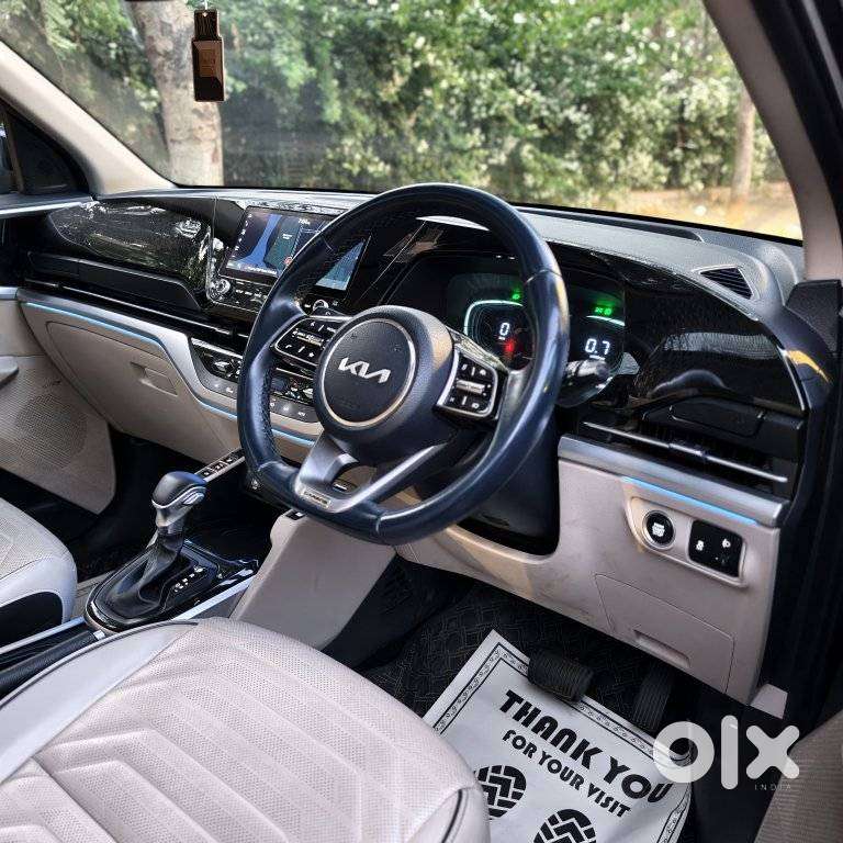 Kia Carens 1.4 Luxury Plus 6 Str, 2022, Petrol