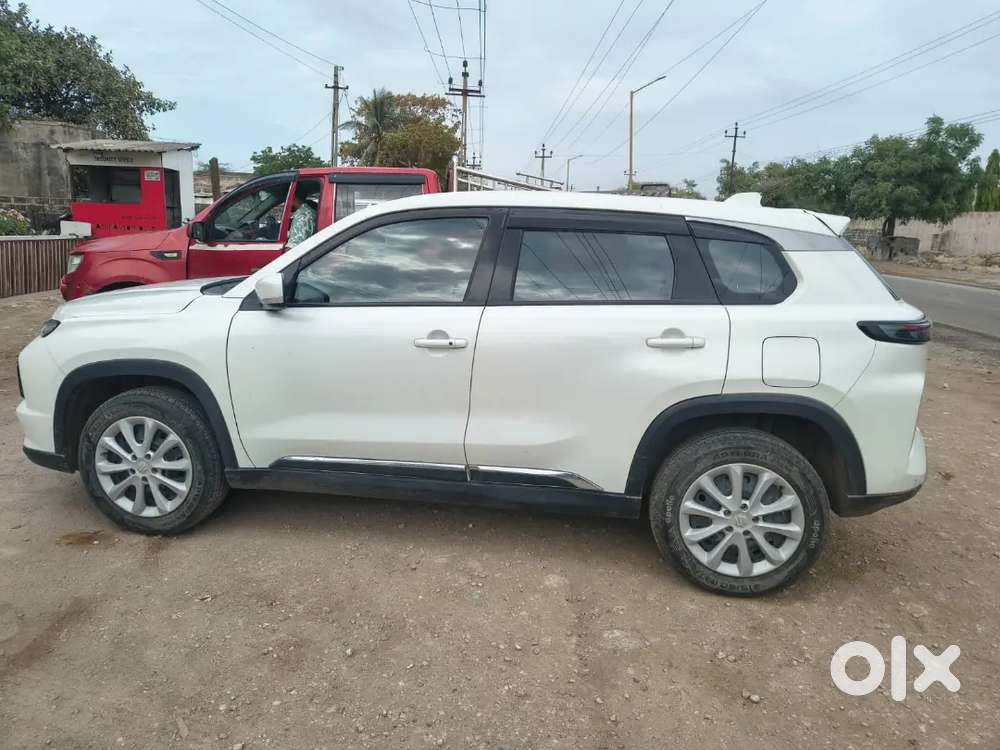 Maruti Suzuki Grand Vitara 2023 Petrol 30500 Km Driven