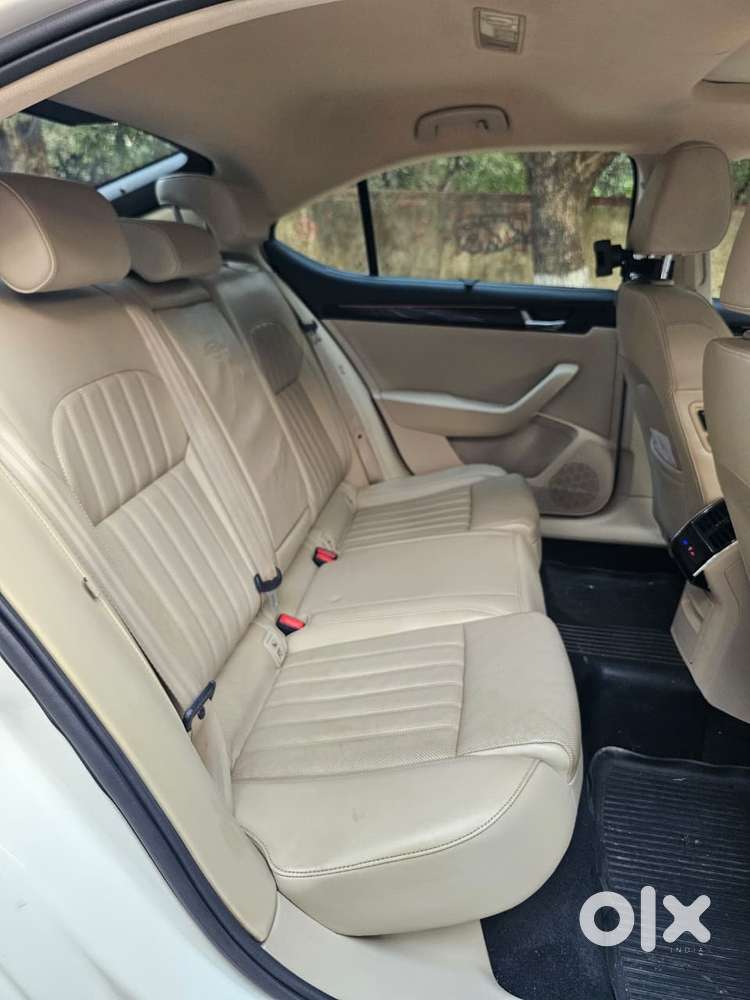 Skoda Superb 2.0 L&k Tsi At, 2017, Petrol