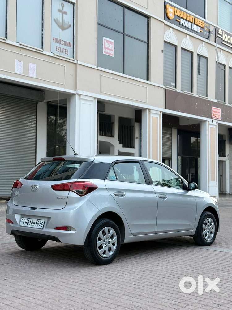 Hyundai I20 Sportz 1.2 Bs-iv, 2017, Petrol
