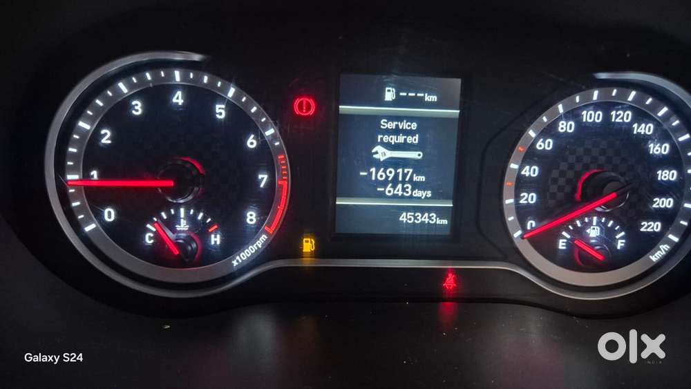 Hyundai Aura Sx (o) Manual, 2023, Petrol