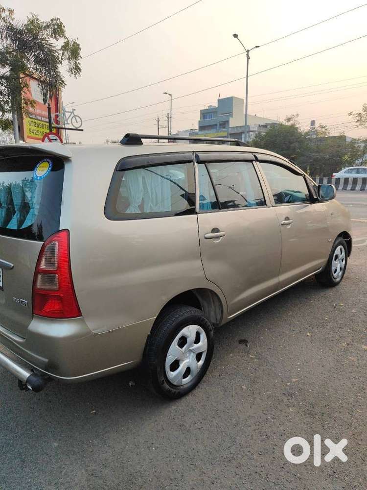 Toyota Innova 2004-2011 2.5 G4 Diesel 8-seater, 2007, Diesel