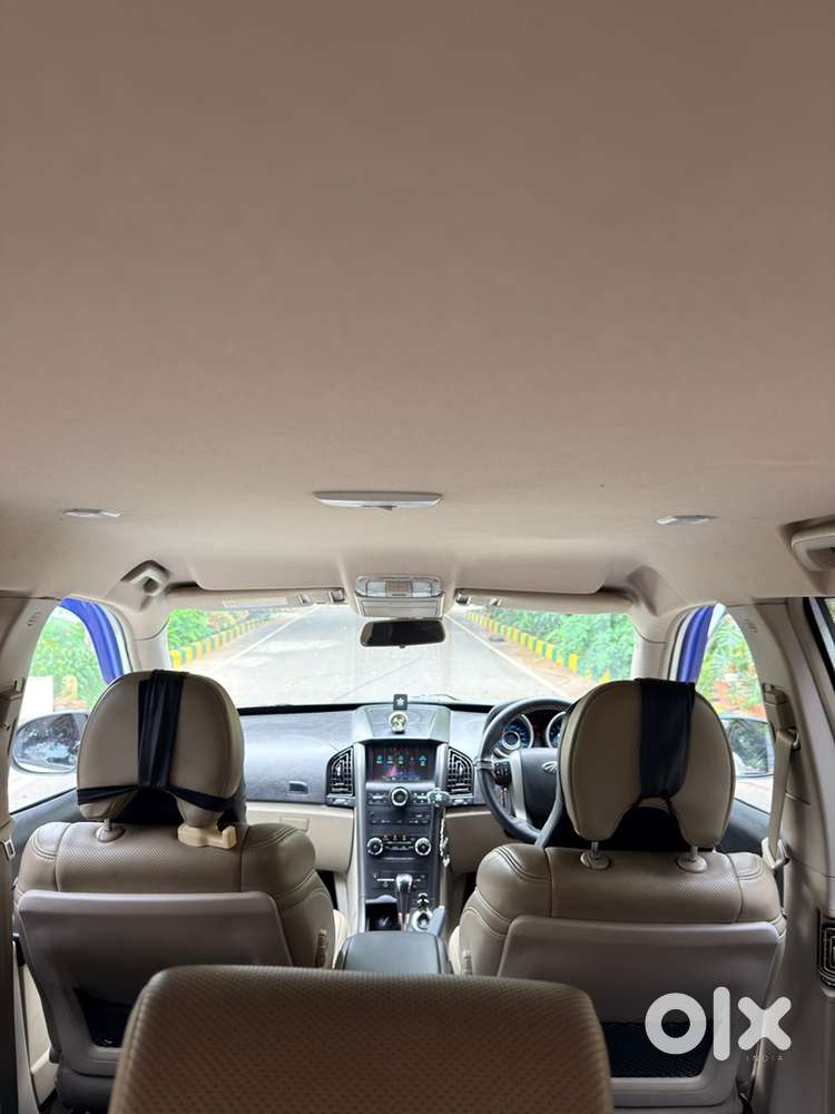 Neatly Maintained Automatic Xuv 500 Low Run