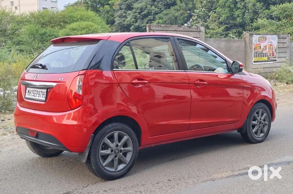 Tata Bolt Revotron Xt, 2015, Petrol