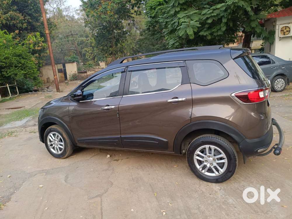 Renault Triber Rxt, 2022, Petrol