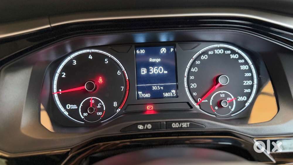 2023 Model Volkswagen Virtus Highline (1.0l Tsi At) Only 17,040 Km