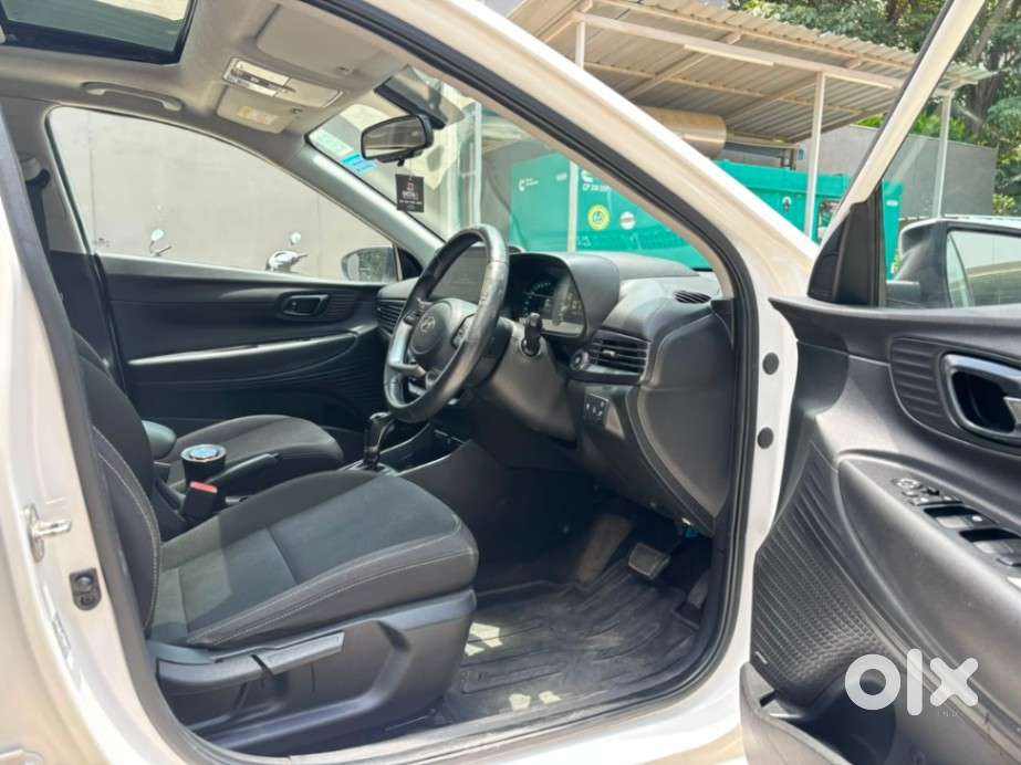 Hyundai I20 Asta (o) 1.2 Ivt, 2023, Petrol