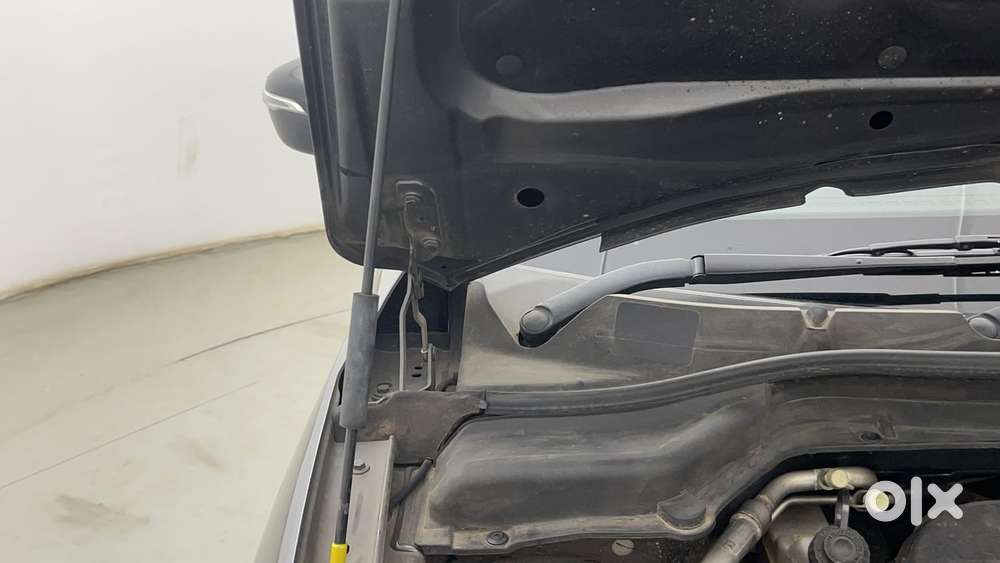 Mahindra Xuv 3xo Ax5l 1.2 Petrol At, 2024, Petrol