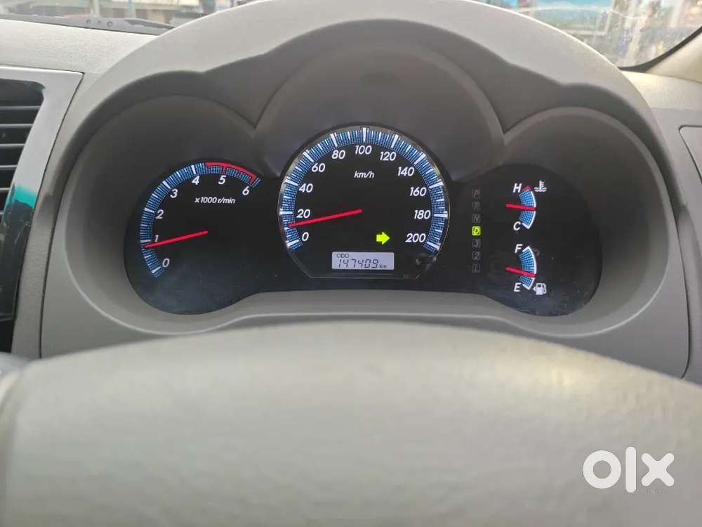 Toyota Fortuner 2012 Suv