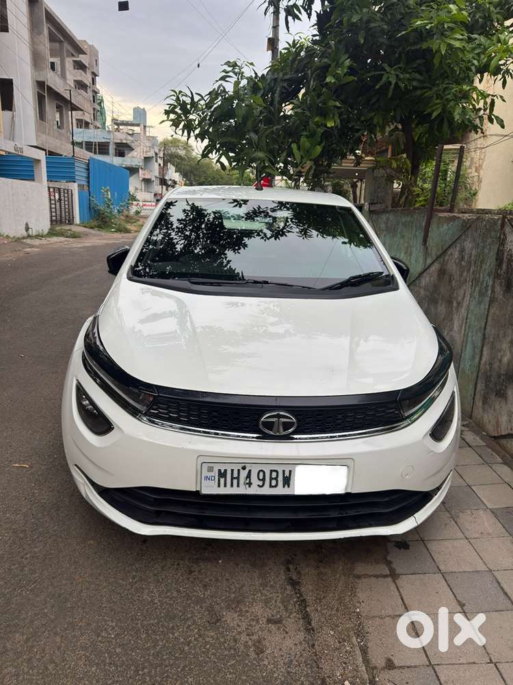 Tata Altroz Petrol 2023